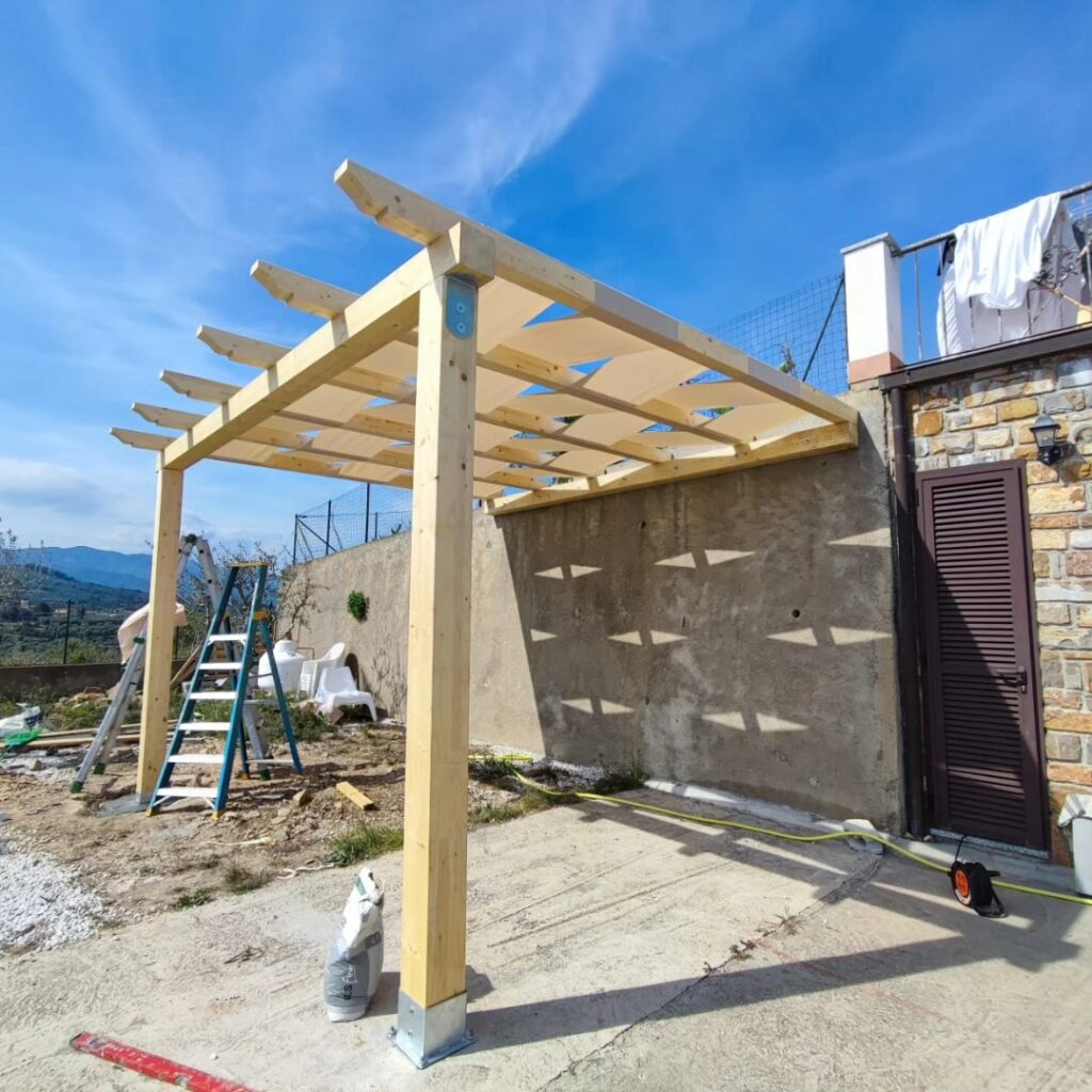 Pergola in legno entroterra Imperia